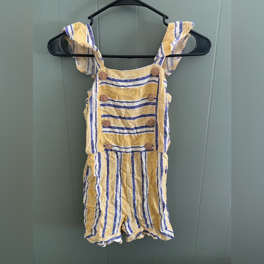Girls Romper - Size Medium